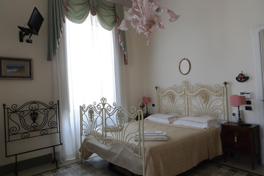 Antica Dimora Villa Della Lupa Lecce Szoba fotó