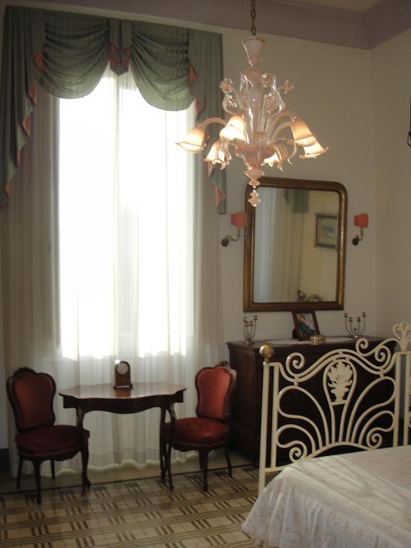 Antica Dimora Villa Della Lupa Lecce Szoba fotó